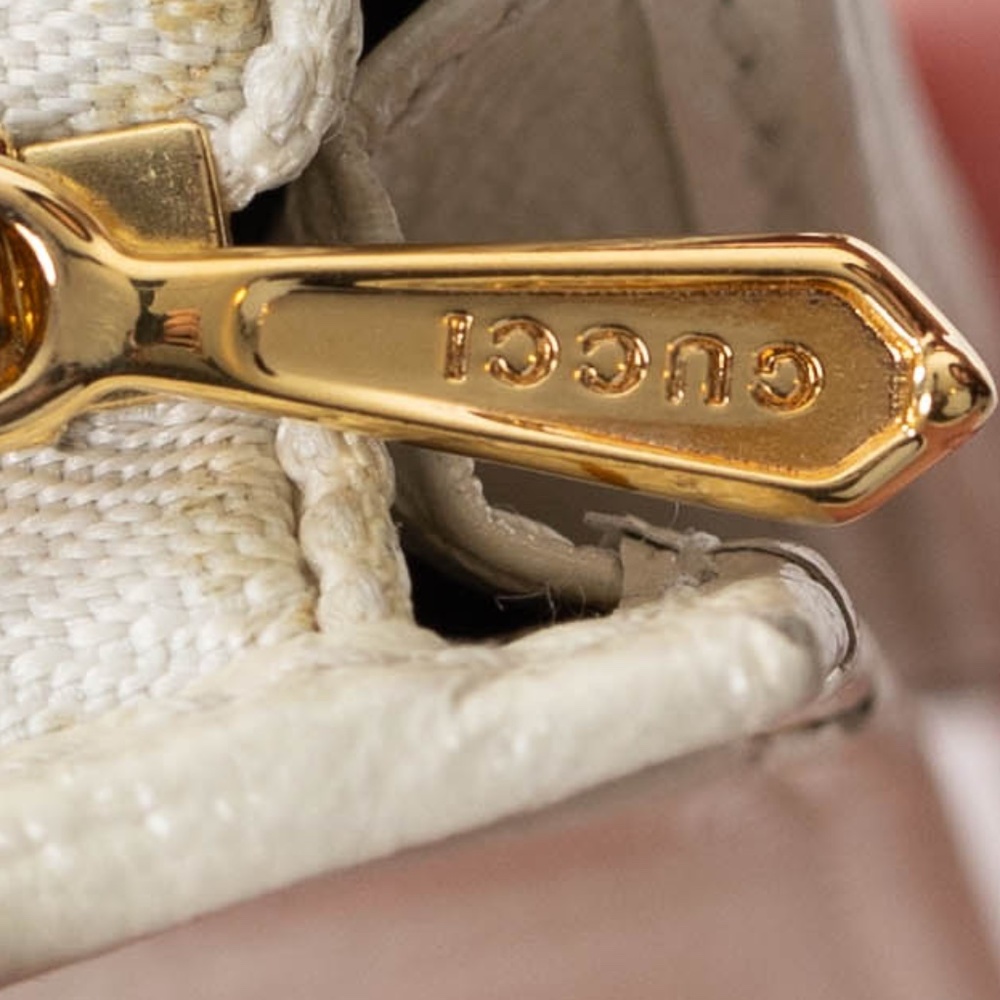 Gucci White Rajah Wallet on a Chain - Picture 7 of 9
